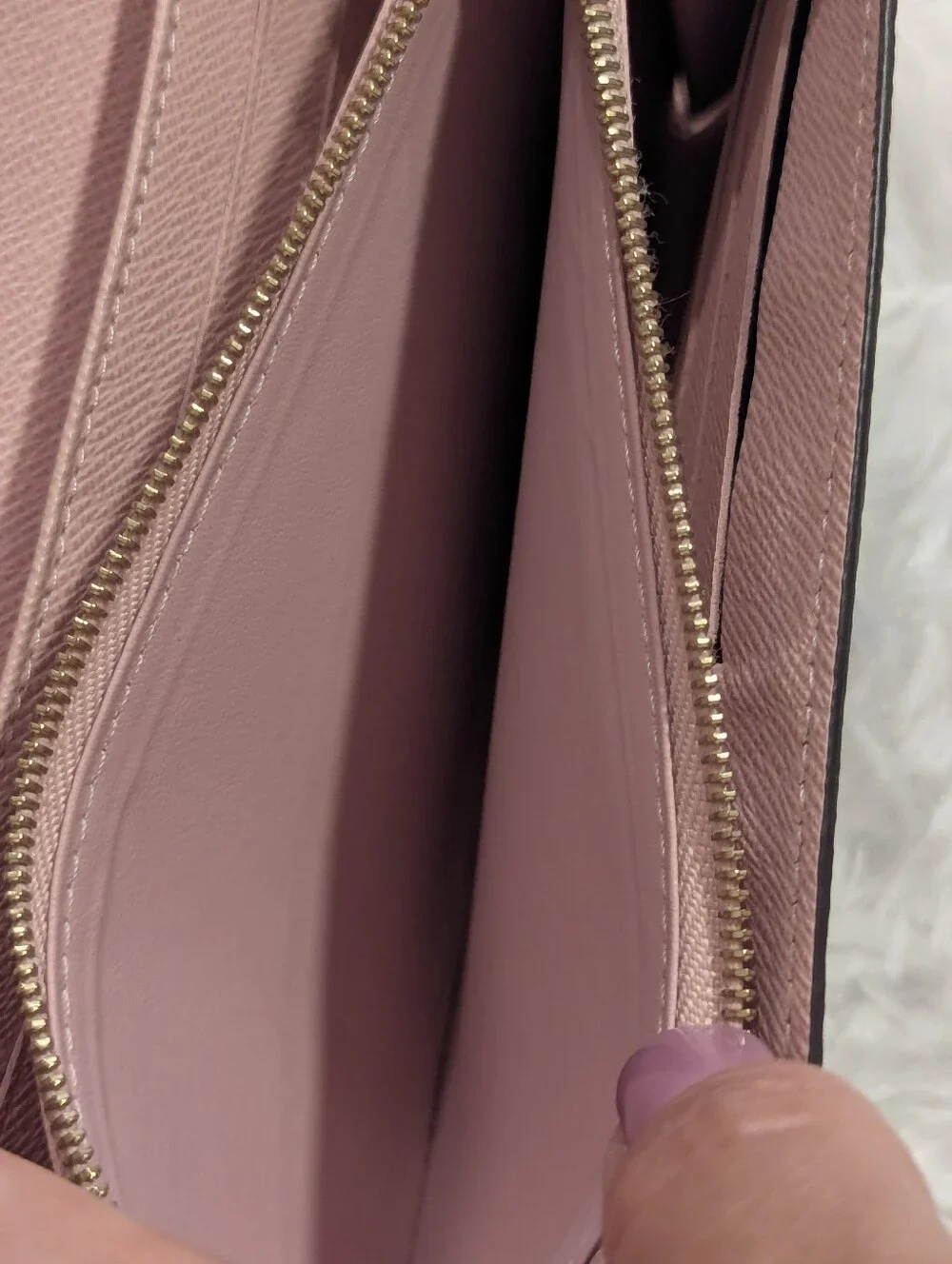 Authentic Louis Vuitton Sarah Wallet - Monogram Canvas w/ Pink Rose Ballerine